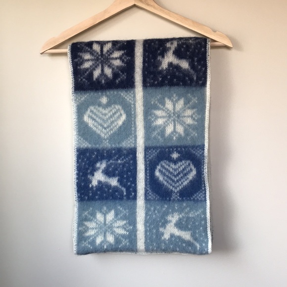 Icelandic 100% wool toque and scarf set - Picture 2 of 7